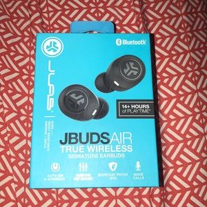 JBUDS earbuds